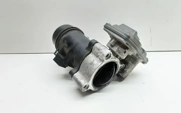BMW 1 F20 F21 (2011 - 2019) 7810752 Дроссельная заслонка — фото 2