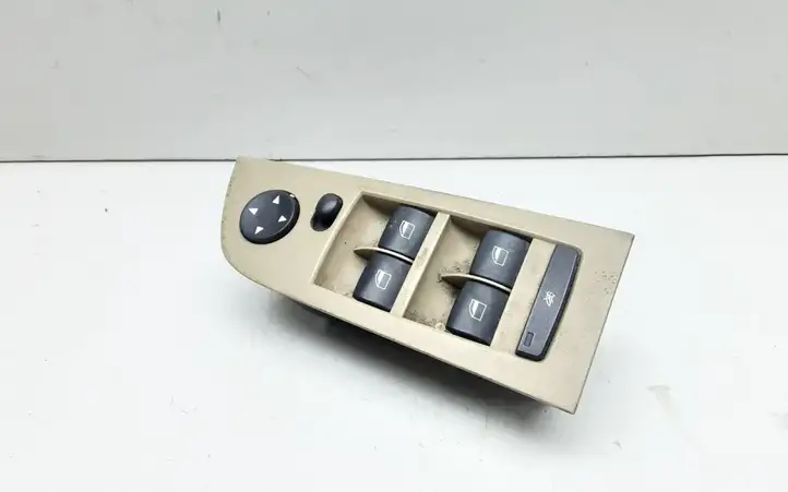 BMW 3 E90 E91 (2005 - 2012) 9217337 Кнопка стеклоподъемников — фото 1