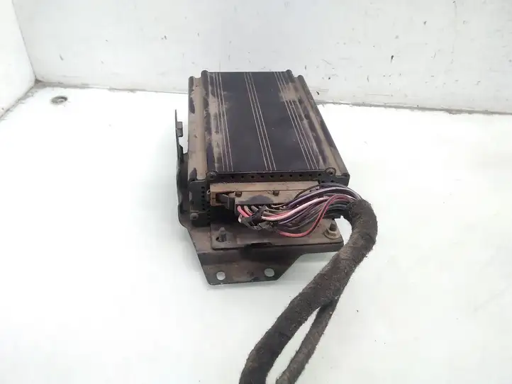 Audi A6 S6 C5 4B (1997 - 2001) AMP3510 Усилитель звука — фото 2