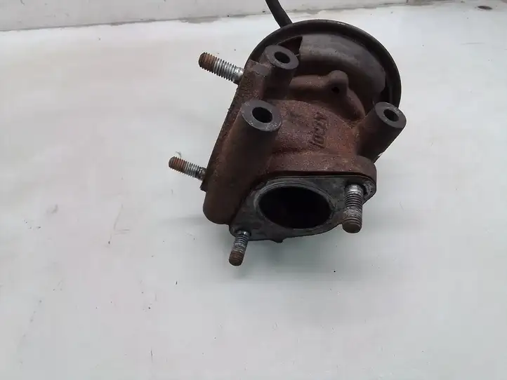 Honda FR-V (2004 - 2009) Клапан EGR — фото 3