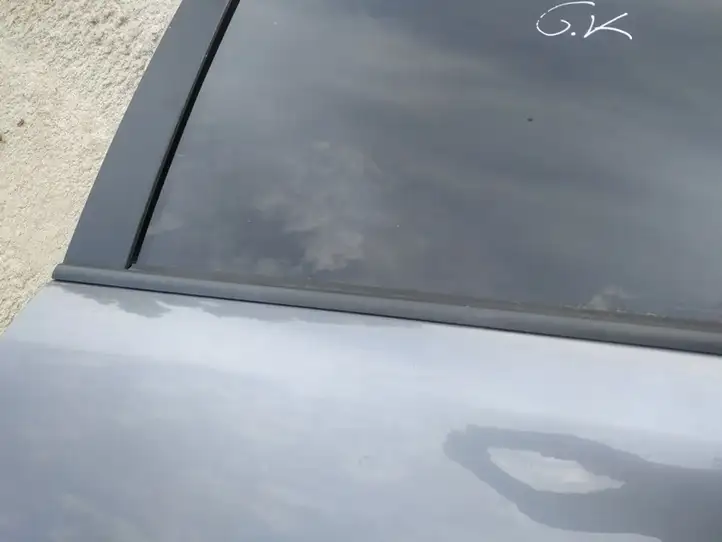 Opel Zafira B (2003 - 2006) Накладка стекла задней двери — фото 3