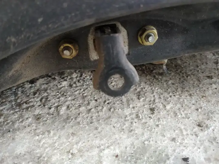 Toyota Corolla Verso E121 (2001 - 2004) Ограничитель задней двери — фото 1