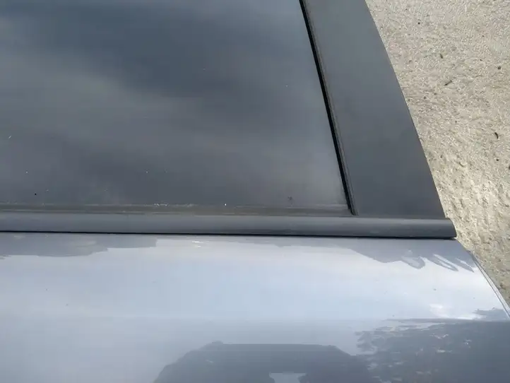 Opel Zafira B (2003 - 2006) Накладка стекла задней двери — фото 2