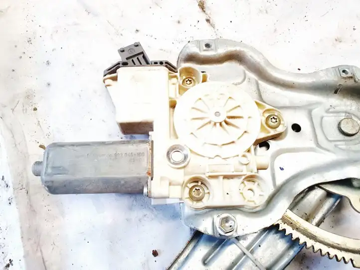 Toyota Avensis T250 (2003 - 2006) 0130822031 Стеклоподъемник задней двери — фото 1
