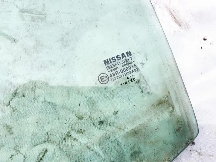 Nissan Almera (2000 - 2006) Стекло задней двери — фото 2