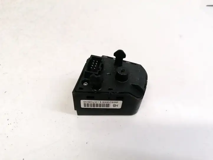 Opel Antara (2006 - 2011) 96628661 Кнопки на рулевом колесе — фото 3
