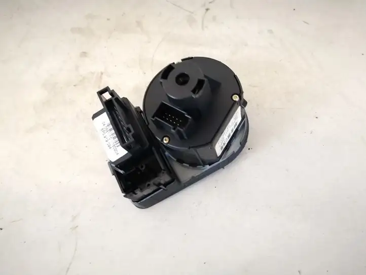 Audi A3/S3 8P (2003 - 2005) 8p0919094 Включатель фонарей — фото 3