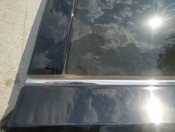 Hyundai ix 55 (2006 - 2012) Накладка стекла задней двери — фото 2