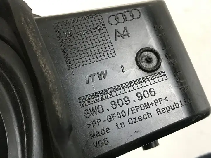 Audi A4 S4 B9 (2015 - 2019) 8W0809906 Крышка топливного бака — фото 5
