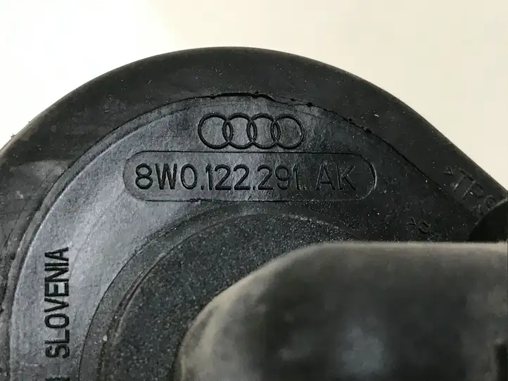 Audi A4 S4 B9 (2015 - 2019) 8W1819350B Шланги системы охлаждения — фото 4