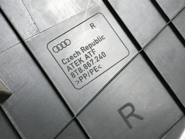 Audi A5 8T 8F (2007 - 2011) 8T8867240 Нижняя обшивка стойки B — фото 3