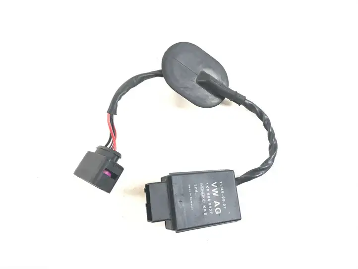 Audi A1 (2010 - 2014) 1K0906093F Реле насоса горючего — фото 1