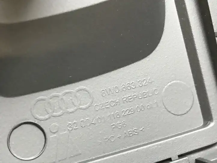Audi A4 S4 B9 (2015 - 2019) 8W0864376 Другая деталь консоли (туннеля) — фото 4
