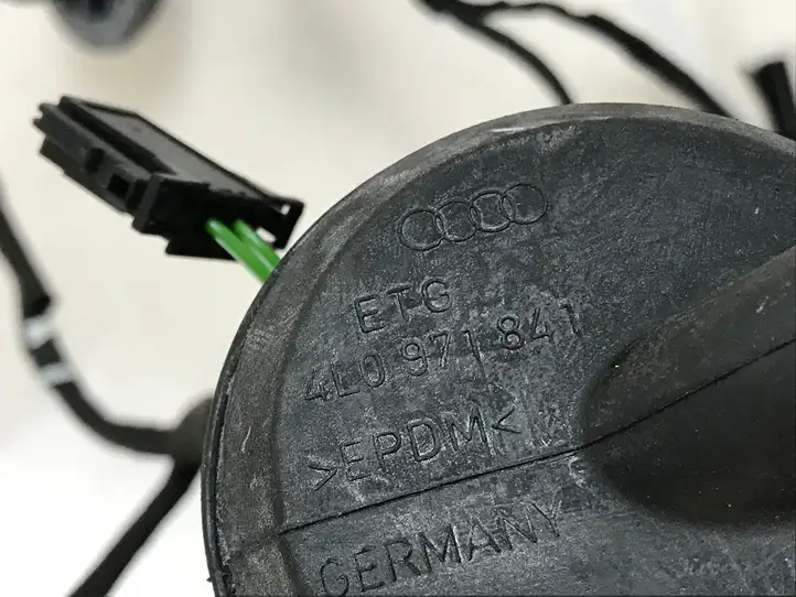 Audi A4 S4 B9 (2015 - 2019) 8W0971687AC Проводка задней двери — фото 8