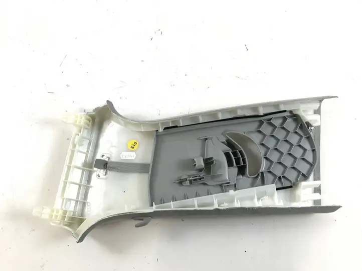 Audi A4 S4 B9 (2015 - 2019) 8W0867244D Верхняя обшивка стойки B — фото 2