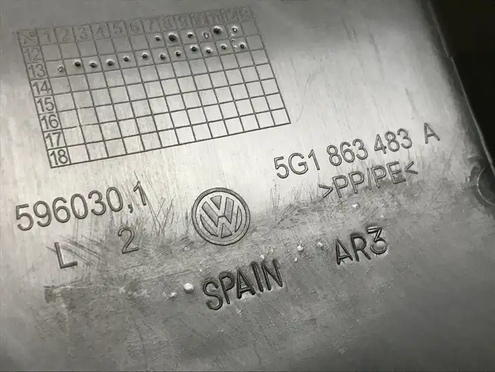 Volkswagen Golf VII (2013 - 2019) 5G1863483A Внутренняя отделка переднего порога — фото 3