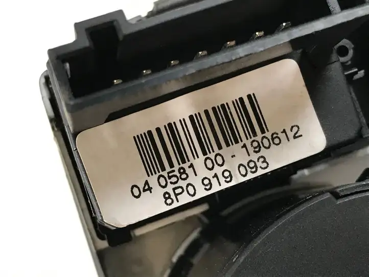 Audi Q3 8U (2011 - 2014) 8X2941531AD Включатель фонарей — фото 4