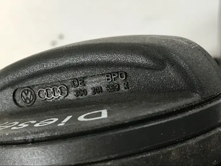 Audi A4 S4 B8 8K (2007 - 2011) 8K0809999A Крышка топливного бака — фото 7
