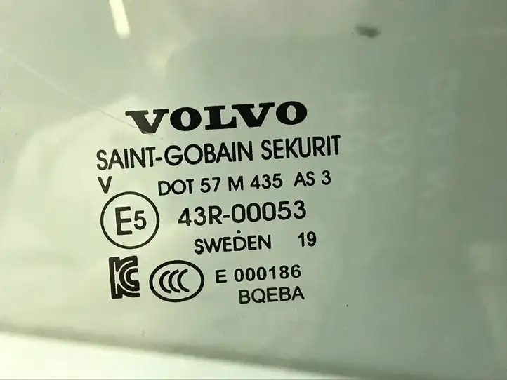 Volvo XC60 (2017 - ) AS3 Стекло задней двери — фото 4