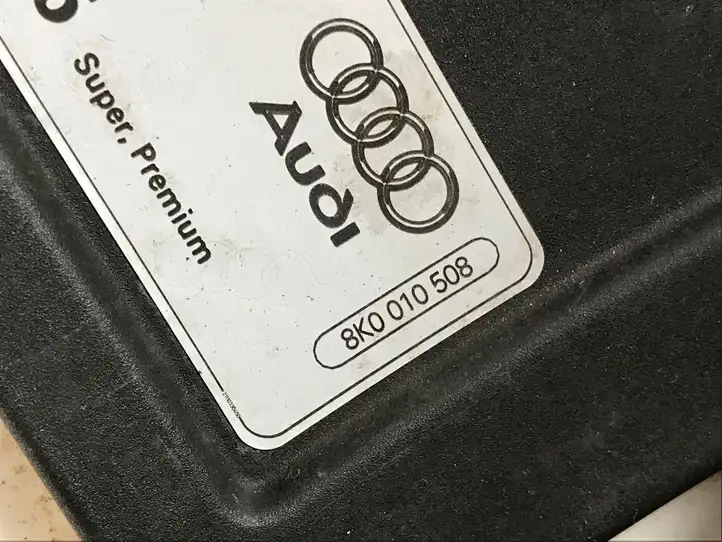 Audi A4 S4 B8 8K (2007 - 2011) 8K0809999A Крышка топливного бака — фото 5