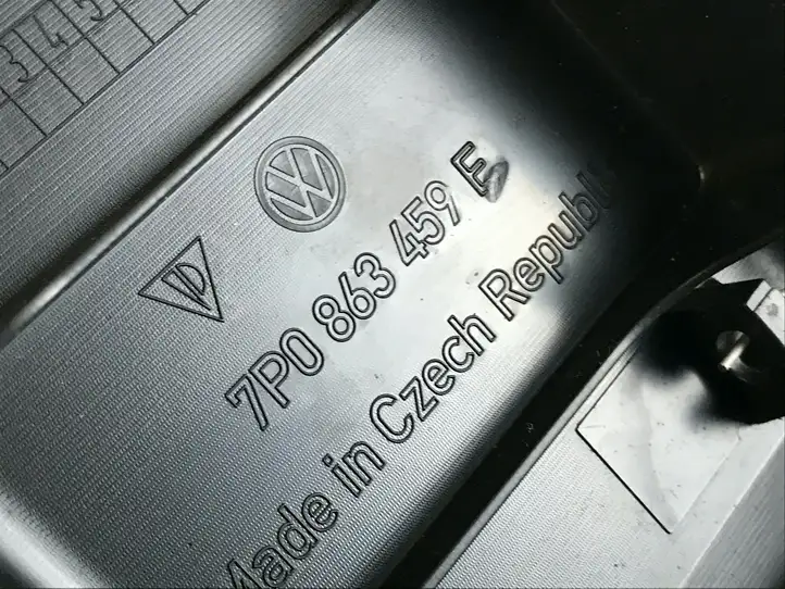 Volkswagen Touareg II (2010 - 2018) 7P0863459E Отделка порога багажника — фото 3