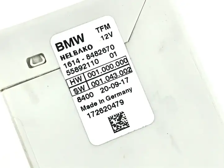 BMW 5 G30 G31 (2016 - ) 8482670 Реле насоса горючего — фото 3
