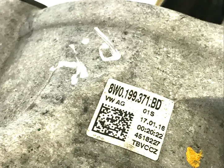 Audi A4 S4 B9 (2015 - 2019) 8W0199371BD Опора двигателя — фото 5