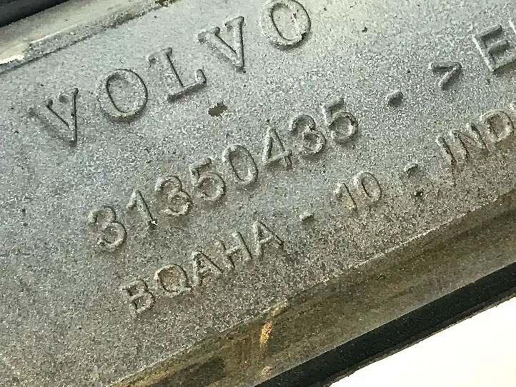 Volvo S90, V90 (2016 - 2020) 31350435 Прочие внешние детали — фото 4