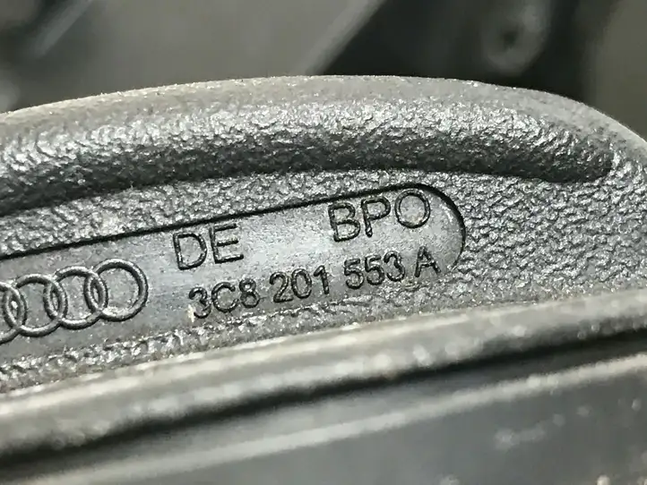 Audi A4 S4 B9 (2015 - 2019) 8W0809906 Крышка топливного бака — фото 6