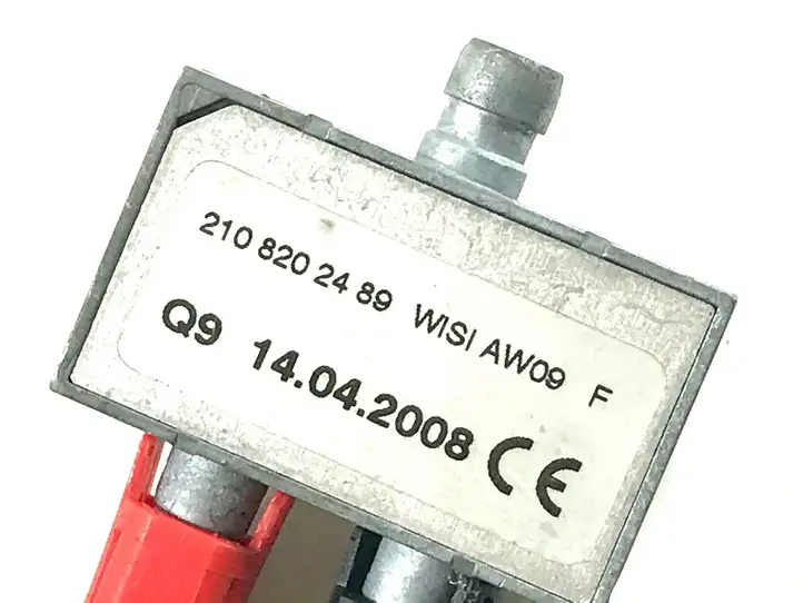Mercedes-Benz ML W164 (2005 - 2011) 2108202489 Усилитель антенны — фото 3