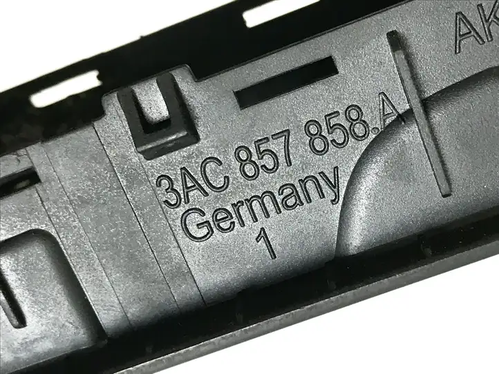 Volkswagen PASSAT B7 (2011 - 2014) 3AC857858A Накладка кнопки стеклоподъемника — фото 3