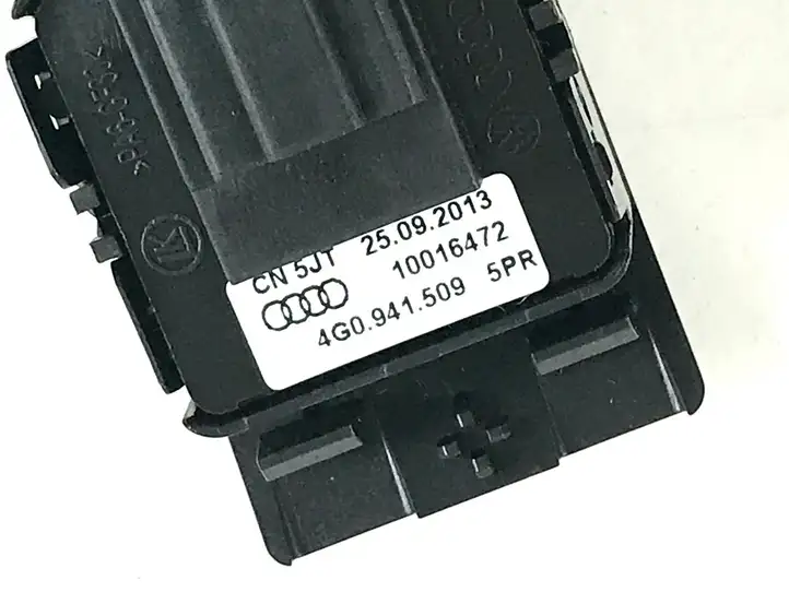 Audi A6 C7 (2011 - 2014) 4G0941509 Включатель аварийных фонарей — фото 3