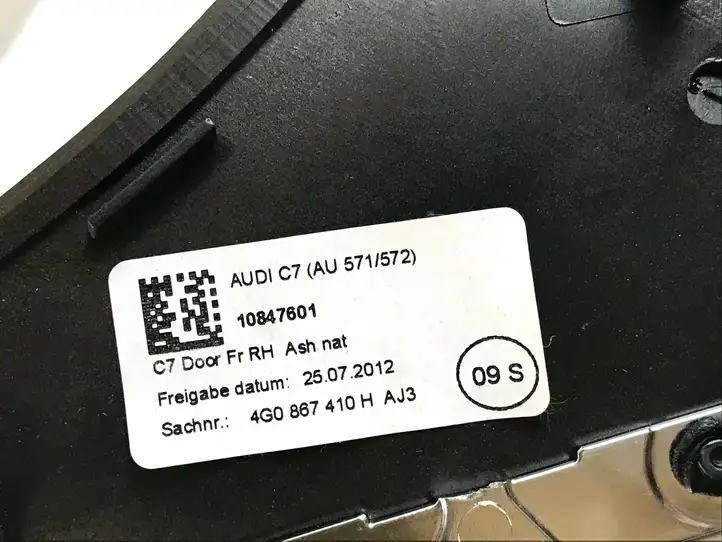 Audi A6 C7 (2011 - 2014) 4G0867410H Прочая отделка передней двери — фото 4