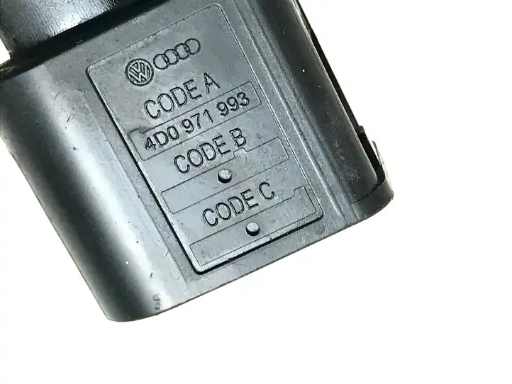 Audi A4 S4 B8 8K (2011 - 2015) 06H971627B Проводка топливных форсунок — фото 11