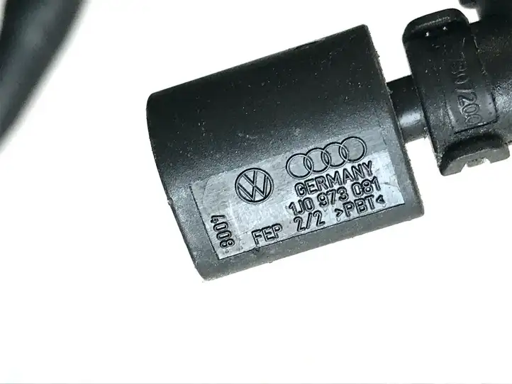 Audi A6 C7 (2011 - 2014) 06E971627 Проводка топливных форсунок — фото 3