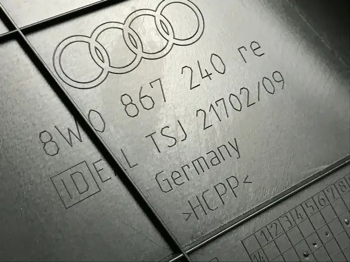 Audi A4 S4 B9 (2015 - 2019) 8W0867240RE Нижняя обшивка стойки B — фото 3
