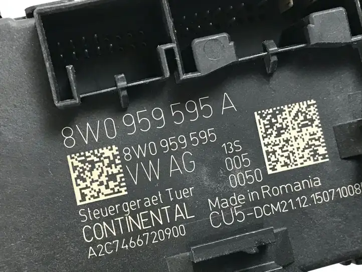 Audi A4 S4 B9 (2015 - 2019) 8W0959595A Блок управления дверью — фото 3