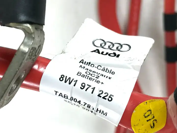Audi A4 S4 B9 (2015 - 2019) 8W1971225 Плюсовой провод аккумулятора — фото 2