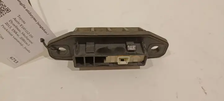 Toyota Auris E180 (2012 - 2018) 150184 Кнопка закрытия крышки багажника — фото 1