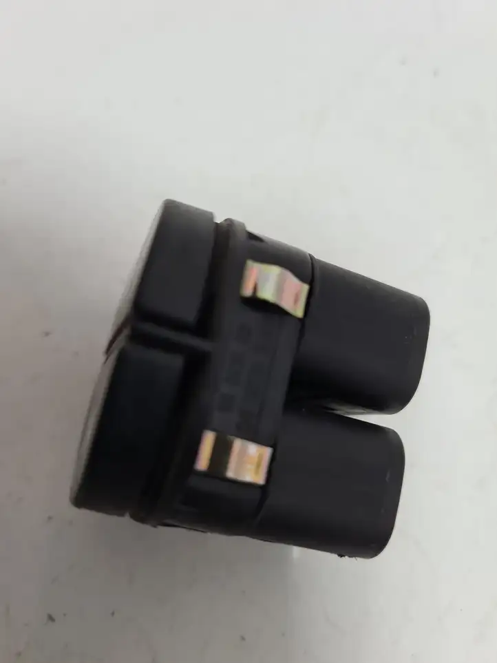 Ford Fusion (2006 - 2012) 96FG14529BC Блок кнопок стеклоподъемников — фото 3