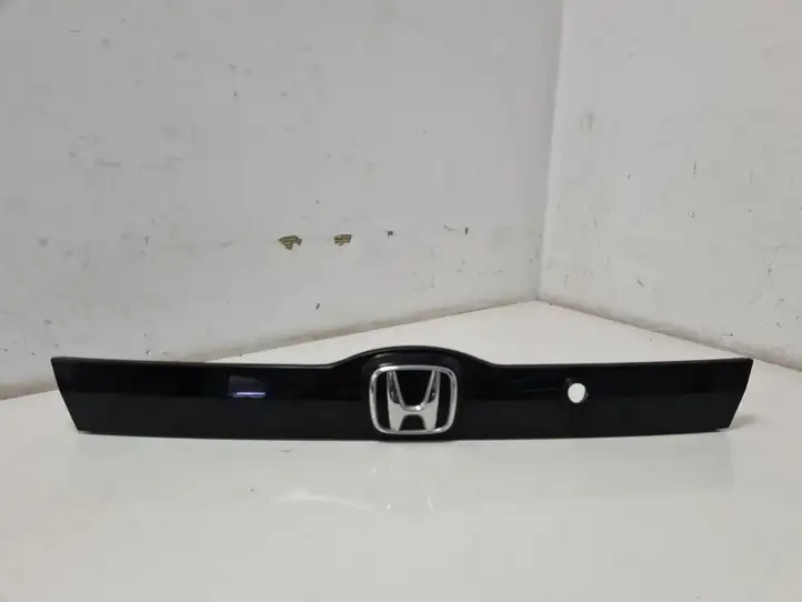 Honda Jazz (2008 - 2014) Подсветка номера — фото 1