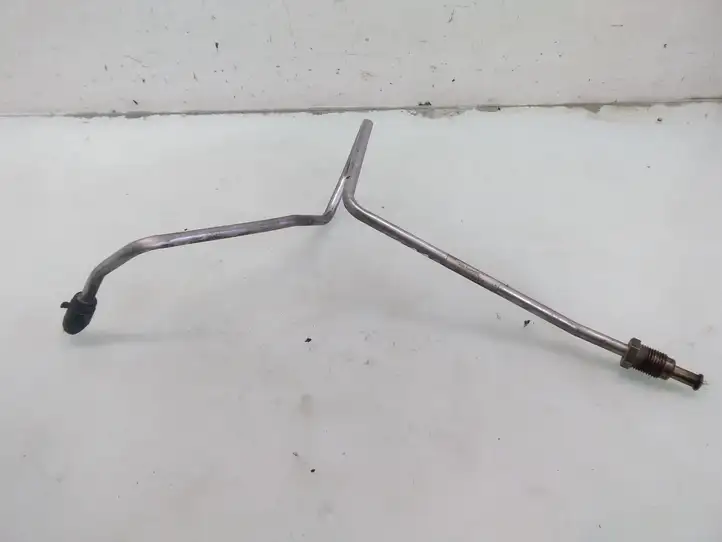 Volkswagen PASSAT B6 (2005 - 2010) Трубка EGR — фото 1