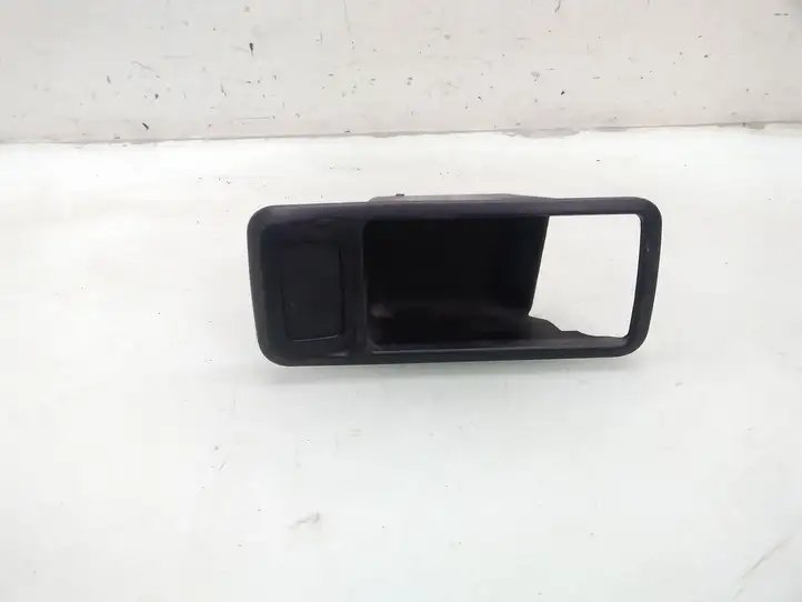 Ford Focus C-MAX (2003 - 2010) Накладка ручки задней двери — фото 1