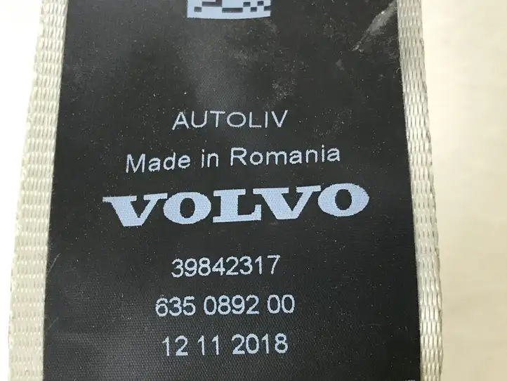 Volvo XC60 (2017 - ) P039842317 Центральный ремень безопасности — фото 3