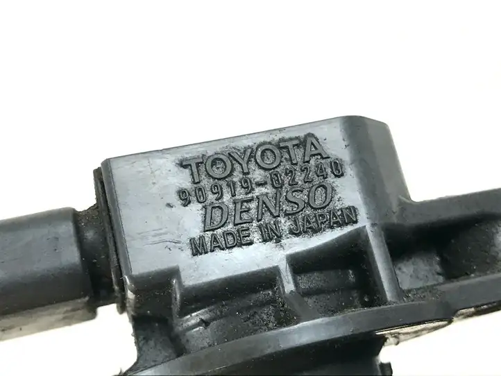 Toyota Prius (XW20) (2003 - 2009) 9091902240 Катушка зажигания — фото 3