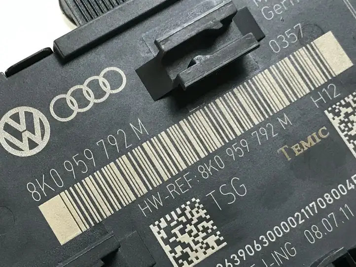 Audi Q5 SQ5 (2008 - 2012) 8K0959792M Блок управления дверью — фото 3