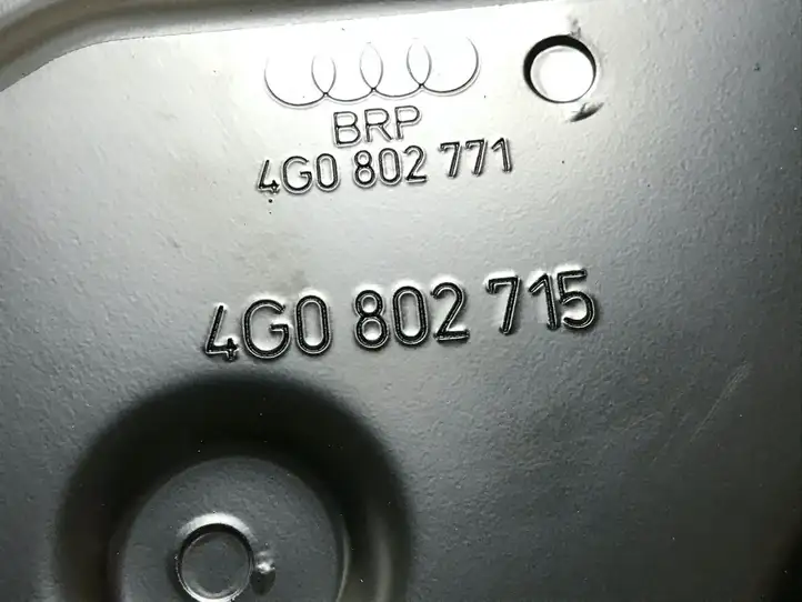Audi A7 S7 4G (2010 - 2014) 4G0802715 Держатель аккумулятора — фото 3