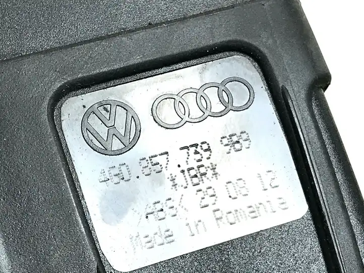 Audi A7 S7 4G (2010 - 2014) 4G0857739 Задний средний замок ремня — фото 4