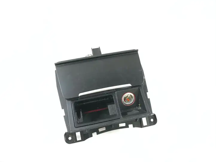 Audi A5 8T 8F (2007 - 2011) 8K0857951 Передняя пепельница — фото 1