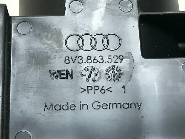 Audi A3/S3 8V (2016 - 2020) 8V3863529 Прочие детали салона — фото 3